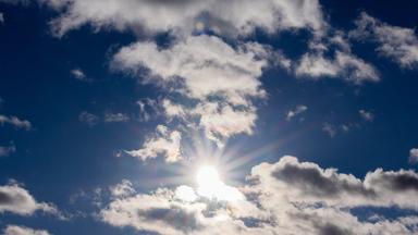 Das riskante Unternehmen, die Sonne zu verdunkeln