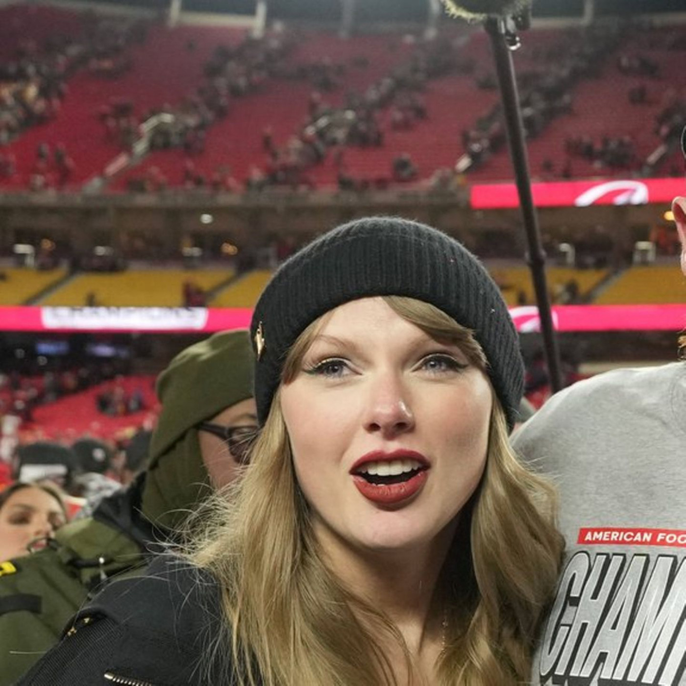 Swift erzählt ihre Kelce-Lovestory