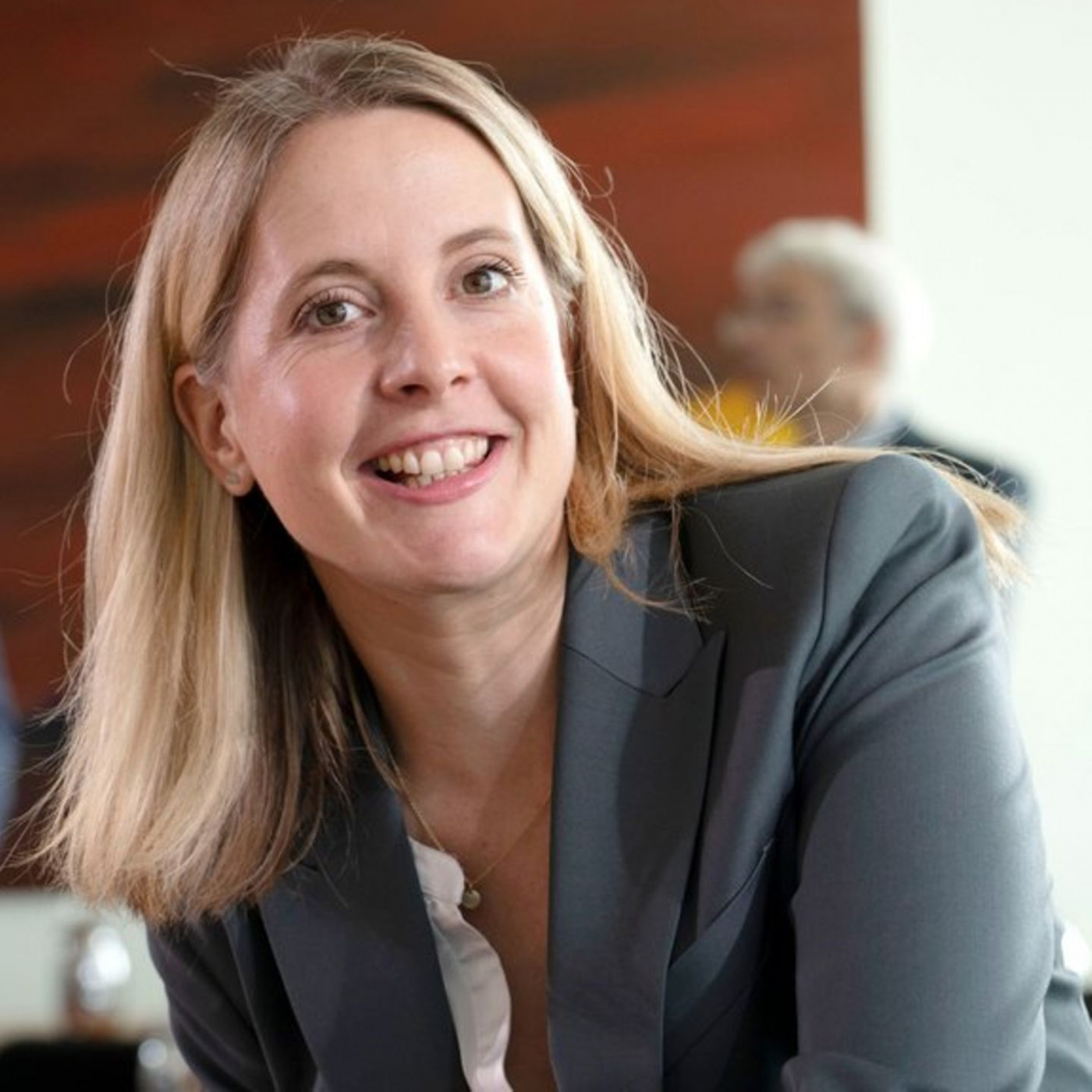 Sie vereinten schon Politik und Mutterschaft