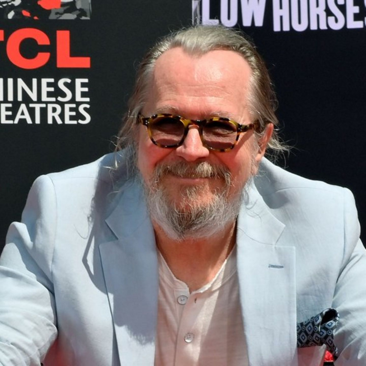 Gary Oldman verewigt sich im Hollywood-Zement
