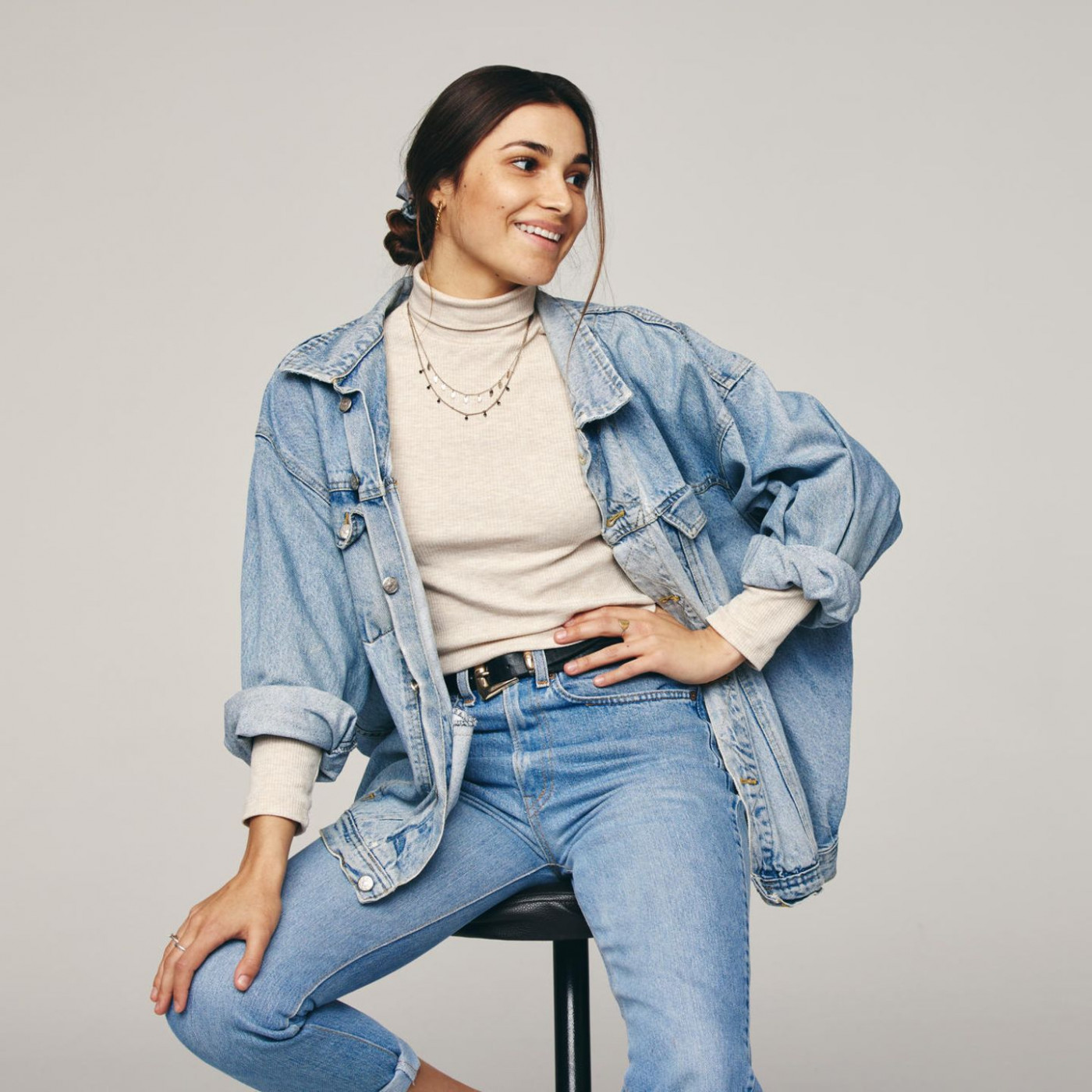 Jeans, Jeans und noch mehr Jeans: So stylen Sie den All-Denim-Look