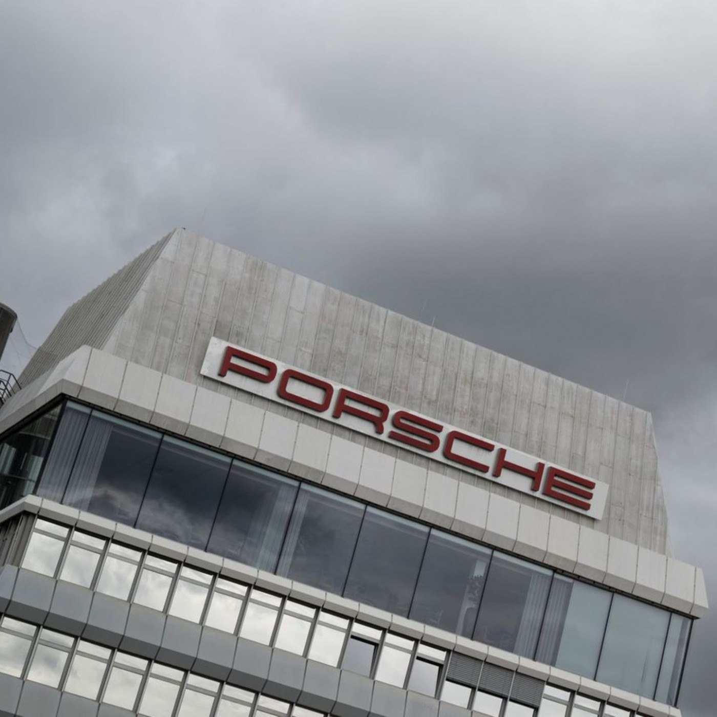 Porsche-Aktie fliegt schon wieder aus dem Dax