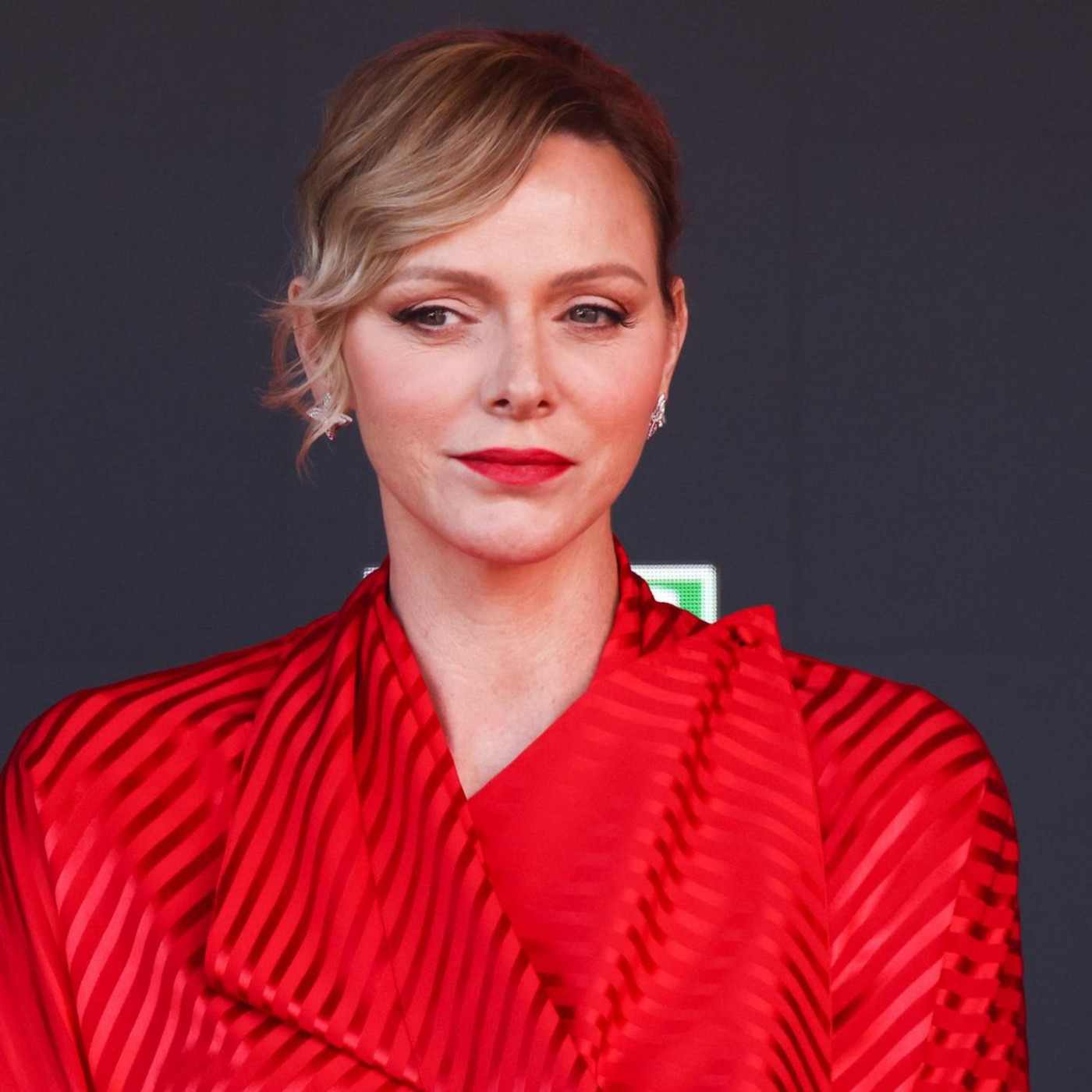Fürstin Charlène trauert mit Hochzeitsbild um Giorgio Armani