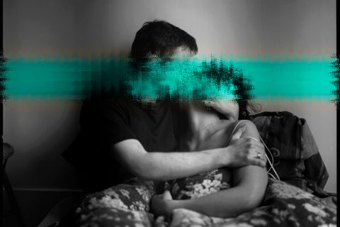 Alex hat regelmäßig Affären – warum es seine Frau und Kinder nicht stört