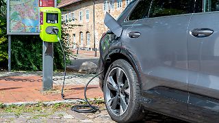 EU-Autobauer erreichen dank Elektrofahrzeugen wohl CO2-Ziele