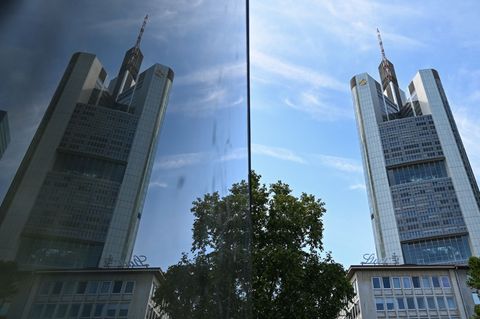 Commerzbank-Betriebsrat macht Weg für Stellenabbau frei