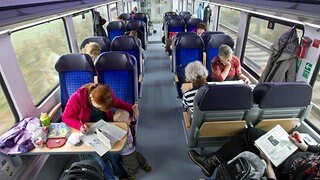 Warum die Bahn Familienreservierungen streicht, aber Rabatte für Senioren anbietet