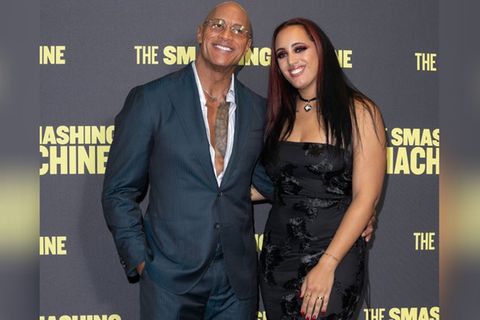 Dwayne Johnson zeigt sich mit seiner Tochter auf dem rotem Teppich