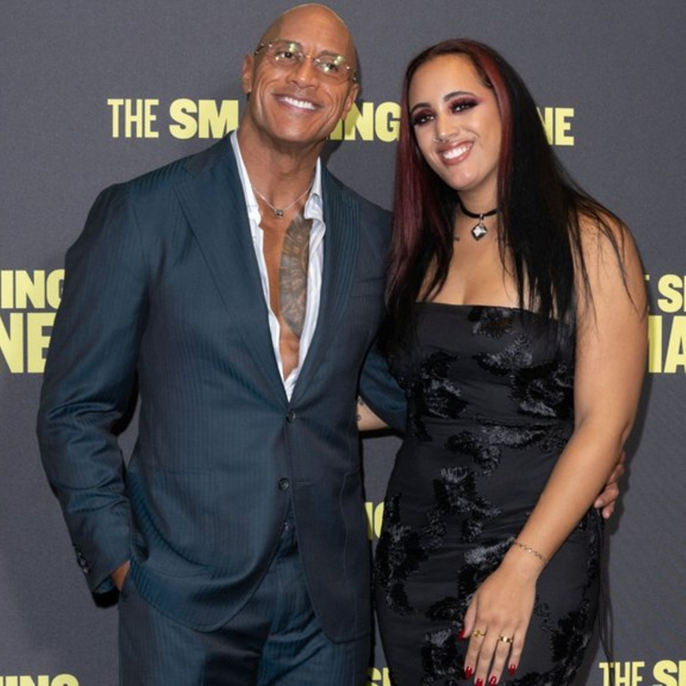 Dwayne Johnson mit Tochter auf rotem Teppich