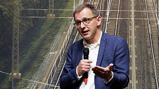 Rompf verzichtet - Nagl behält Posten als Schienensanierer