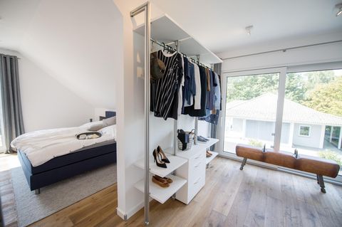 Wie weniger Kleidung zu weniger Stress beim Anziehen verhelfen soll
