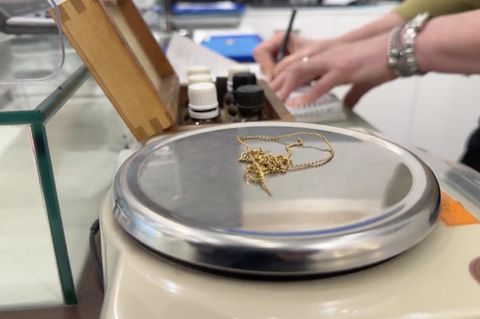 Alter Goldschmuck? So holen Sie beim Verkauf jetzt das Beste raus