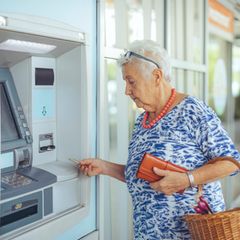 4100 Euro Gehalt: So viel Rente kommt laut Formel am Ende heraus