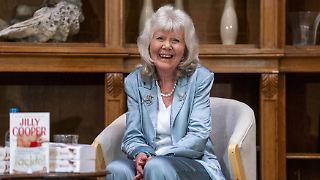 Bestseller-Autorin Jilly Cooper stirbt nach Sturz