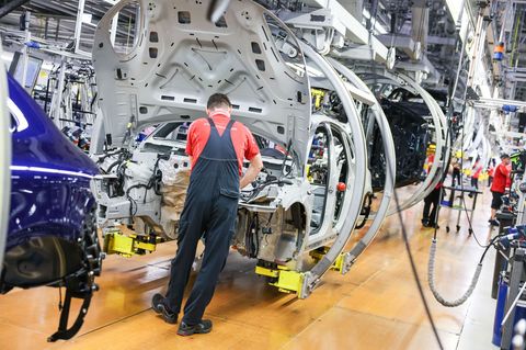 Ifo: Stimmung in der Industrie vor Autogipfel gesunken
