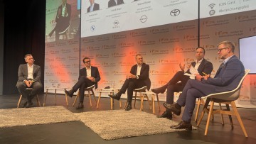 Wenn die Autobranche diskutiert: IfA Branchengipfel 2025 mit Top-Besetzung