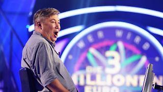 Günther Jauch lacht über Chris Talls Witze-Schreiber