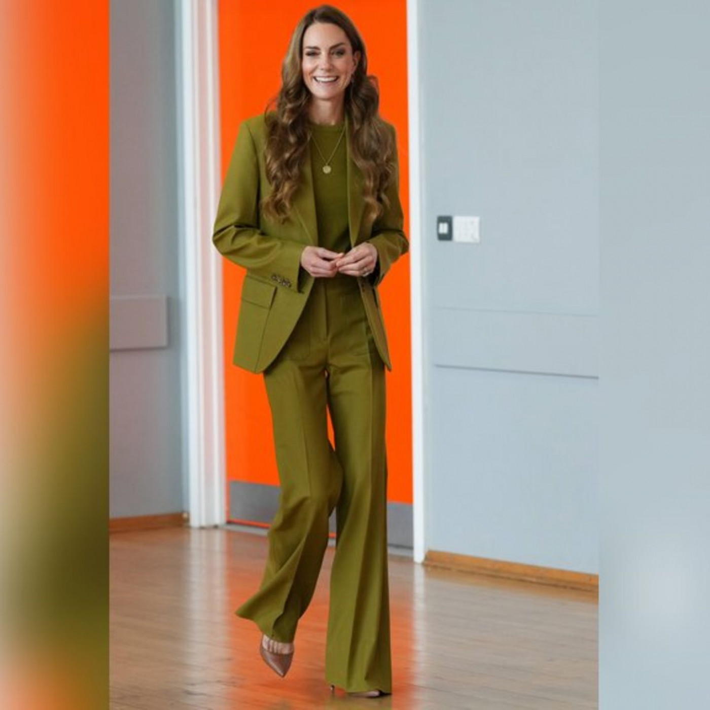 Kate trägt Look von Victoria Beckham