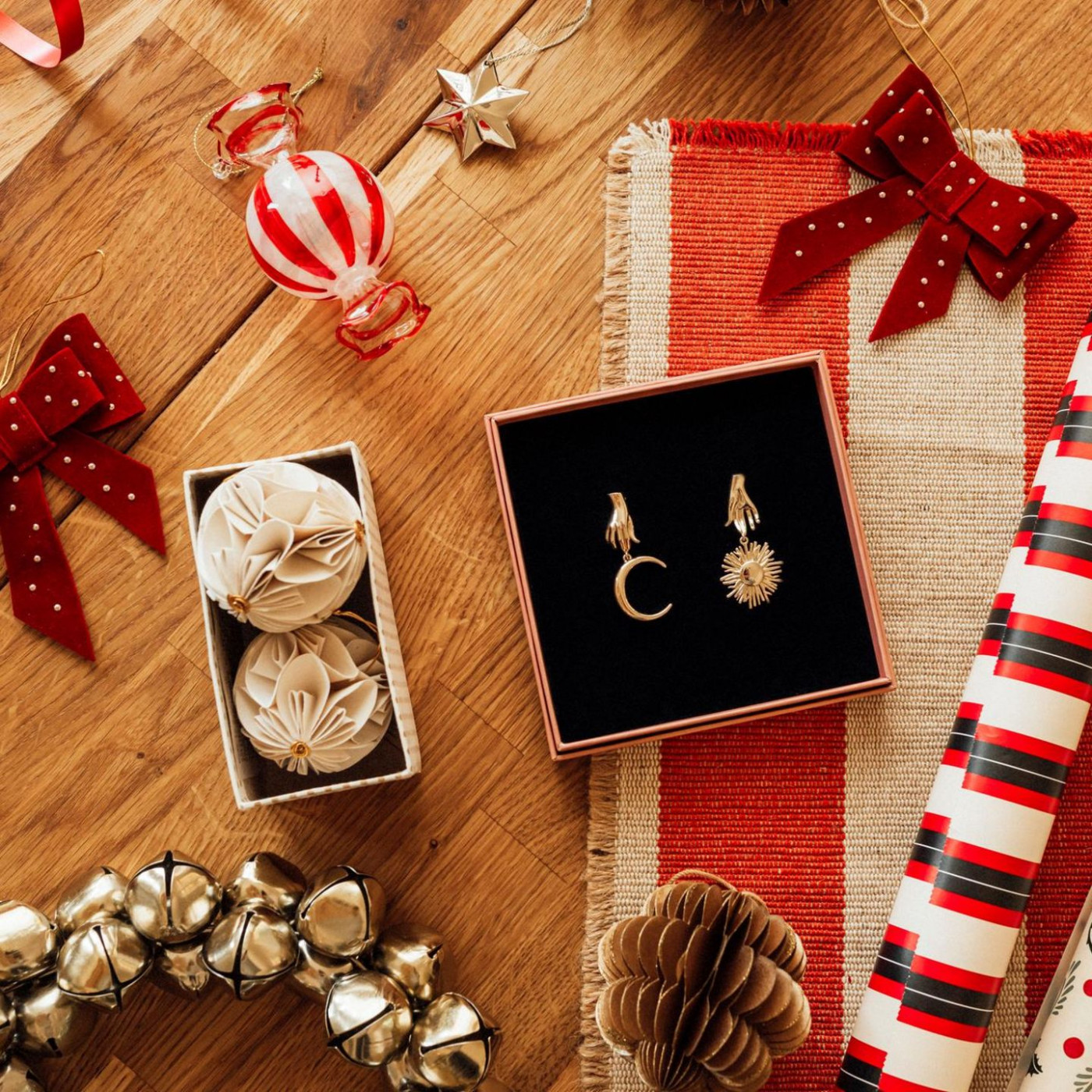 Für jedes Budget: Welche Schmuck-Adventskalender sich 2025 lohnen