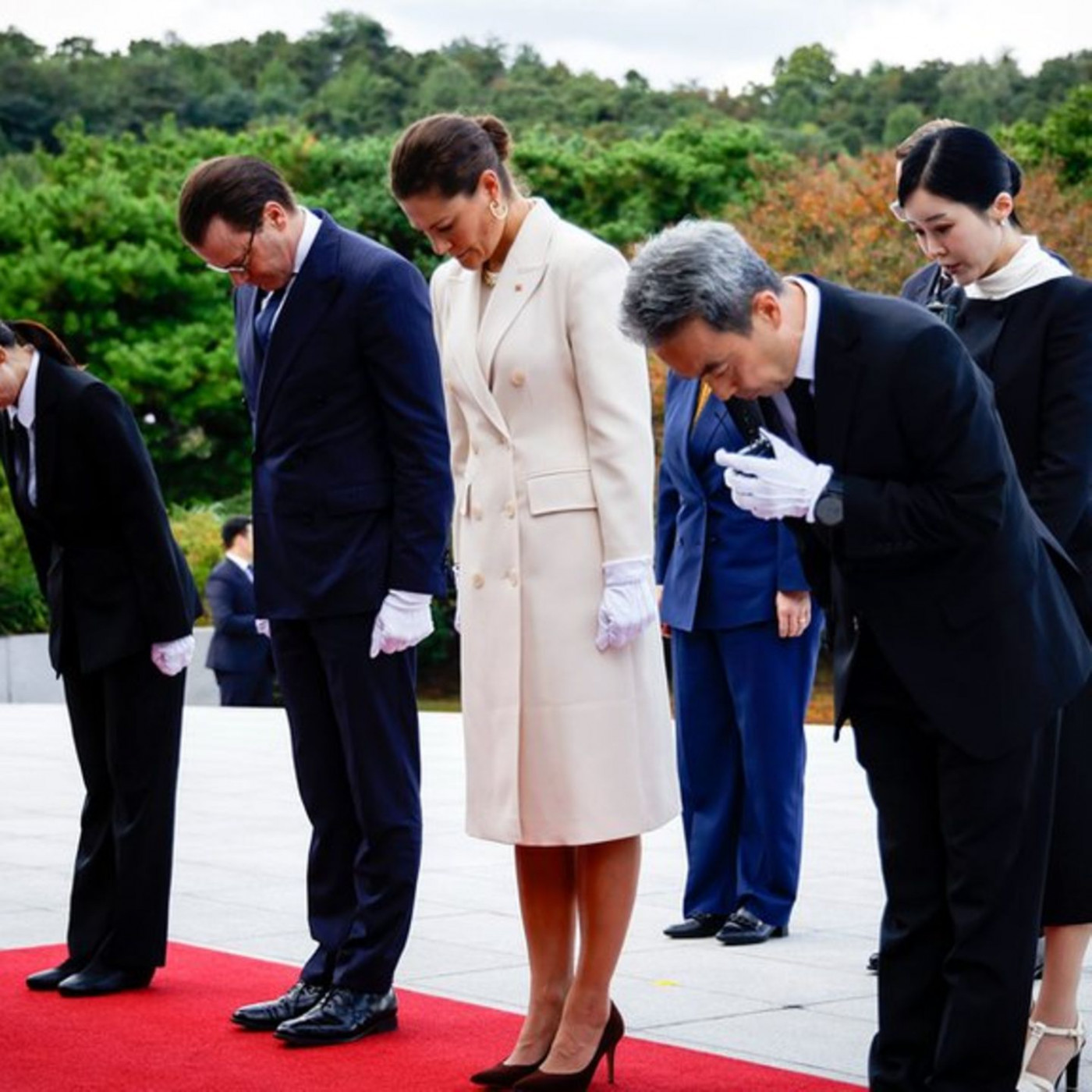 Schwedische Royals in Südkorea angekommen