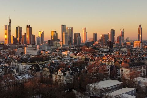 Neuer Cum-Ex-Prozess in Frankfurt: Fondsmanager vor Gericht