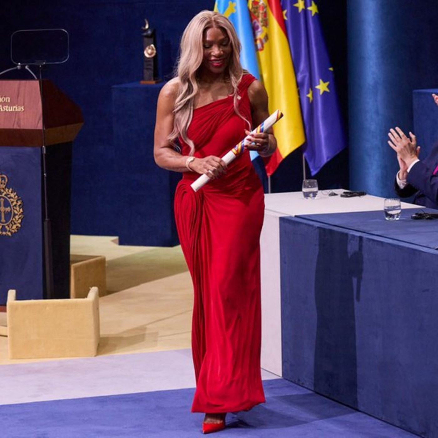 Sie ehrt Serena Williams mit einem Preis