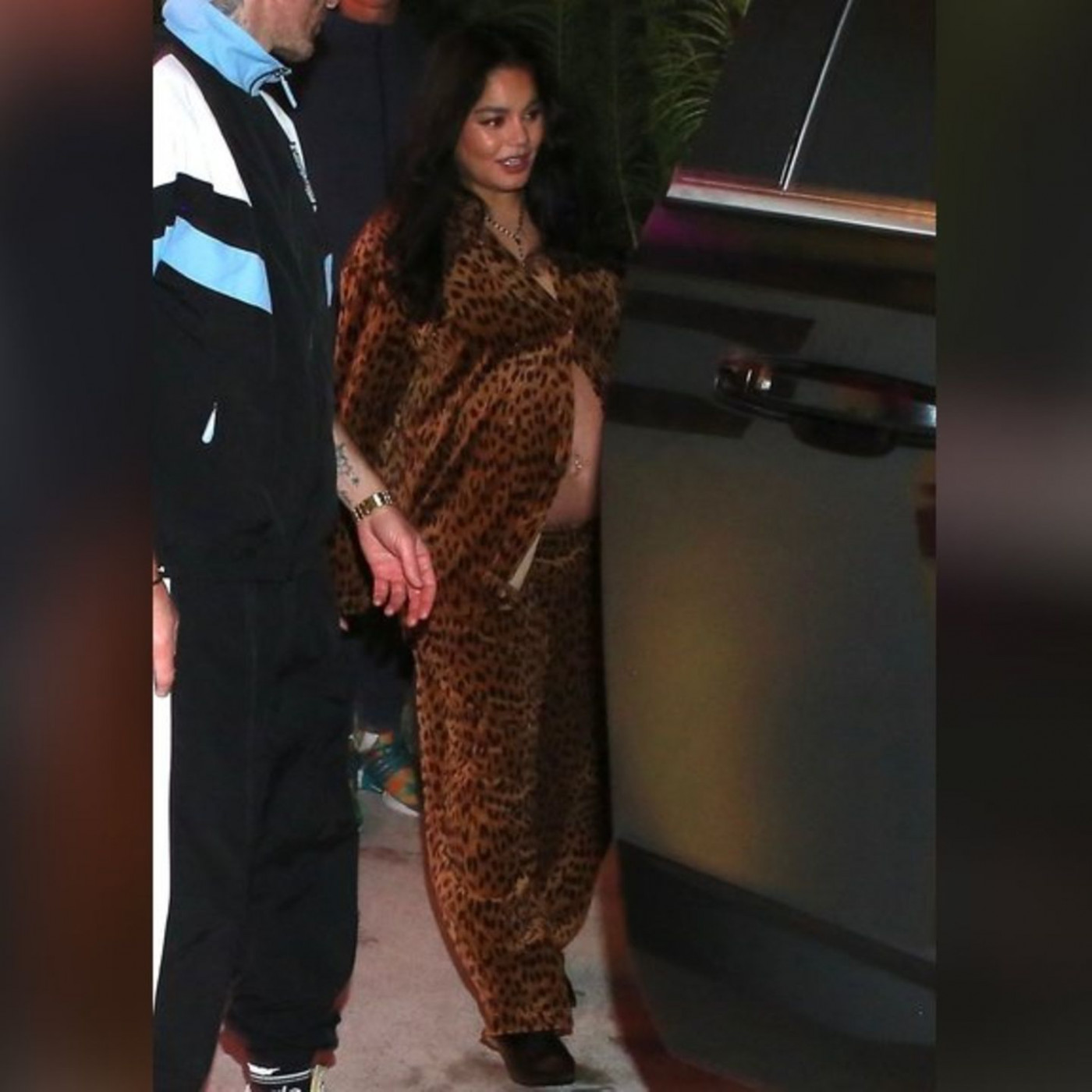 Hochschwanger und in Leo bei Halloweenparty