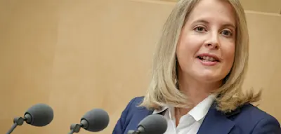 Mit diesem Auftritt verhöhnt die Ministerin die Nöte der Menschen