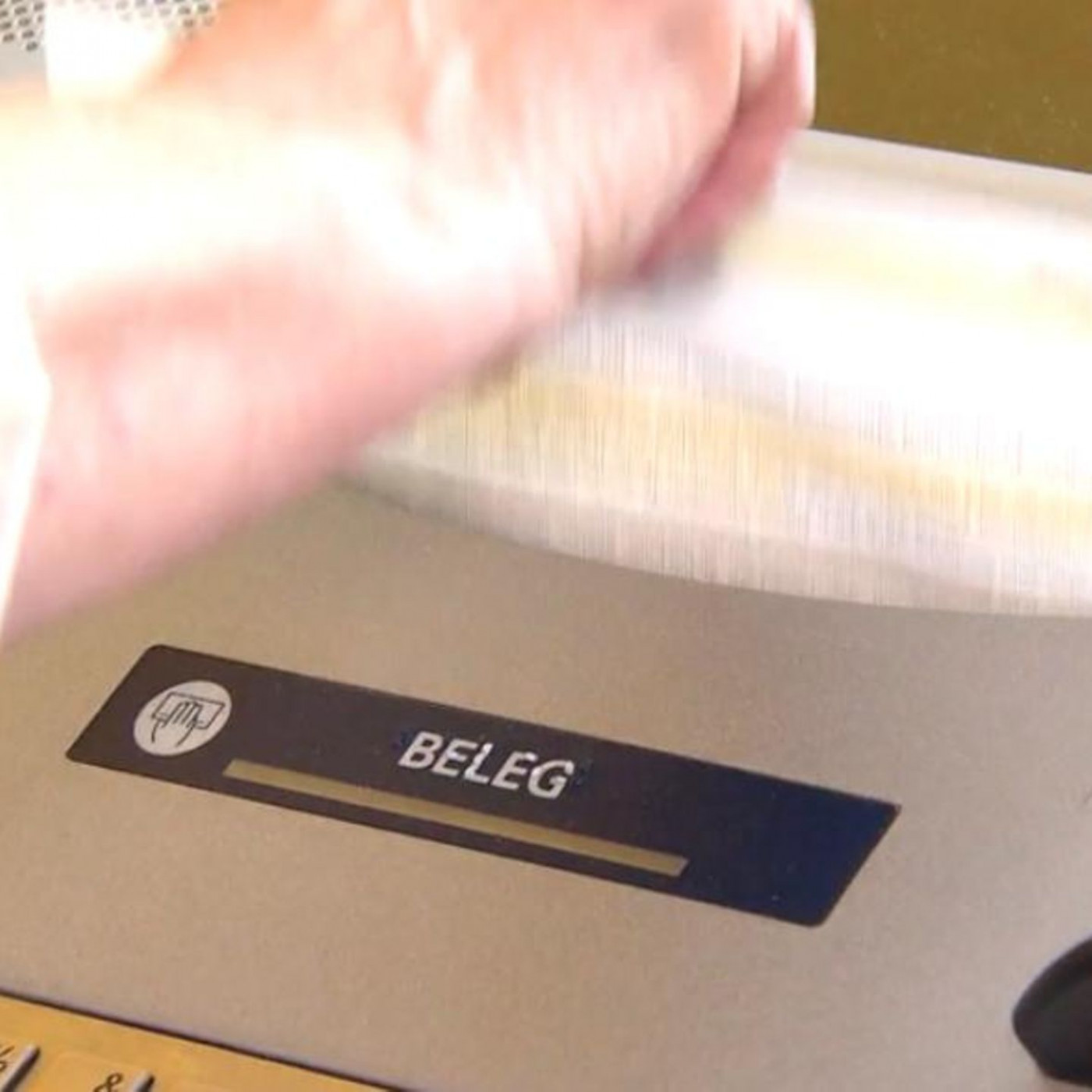 90 Euro für ominöse Notfallkarte: Illegale Abbuchungen besorgen Verbraucher