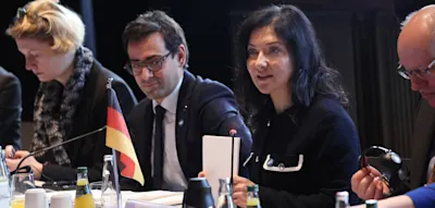 Die ratlosen „Freunde der Industrie“