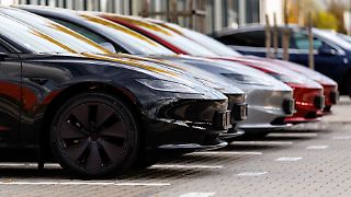 Musks Gehaltspaket beflügelt Tesla-Aktie