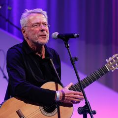 Haftbefehl-Doku verschafft Reinhard Mey unerwarteten Chart-Erfolg