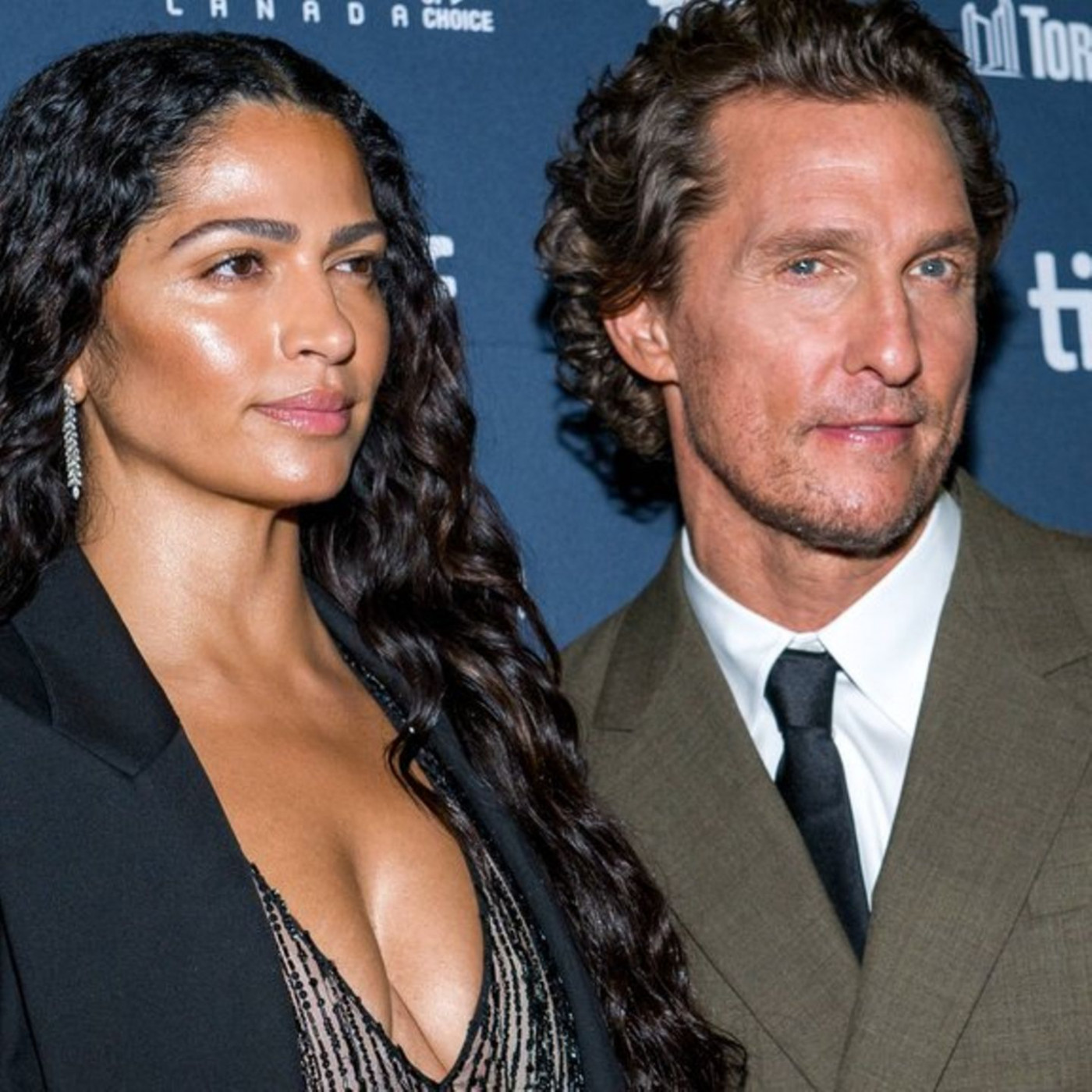 Camila Alves postet Oben-ohne-Bild