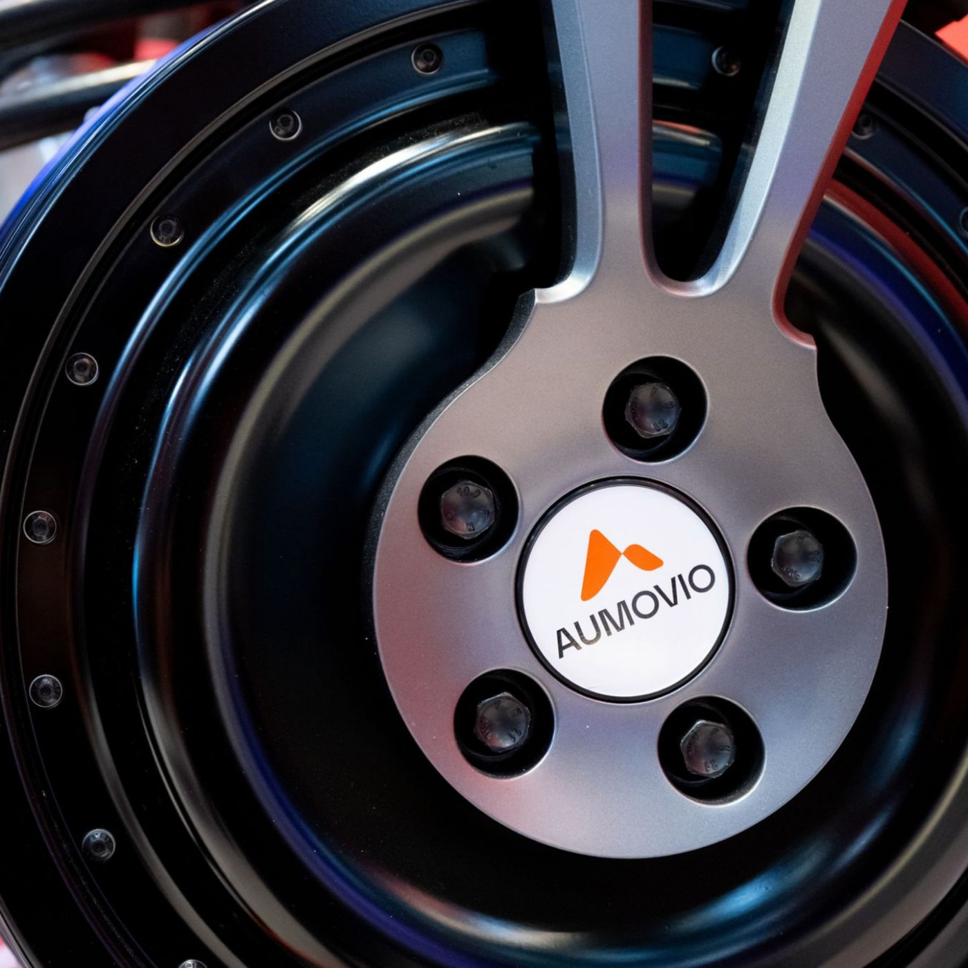 Autozulieferer Aumovio kämpft mit schwierigem Markt