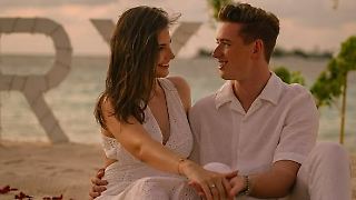 David Schumacher geht vor Freundin auf die Knie