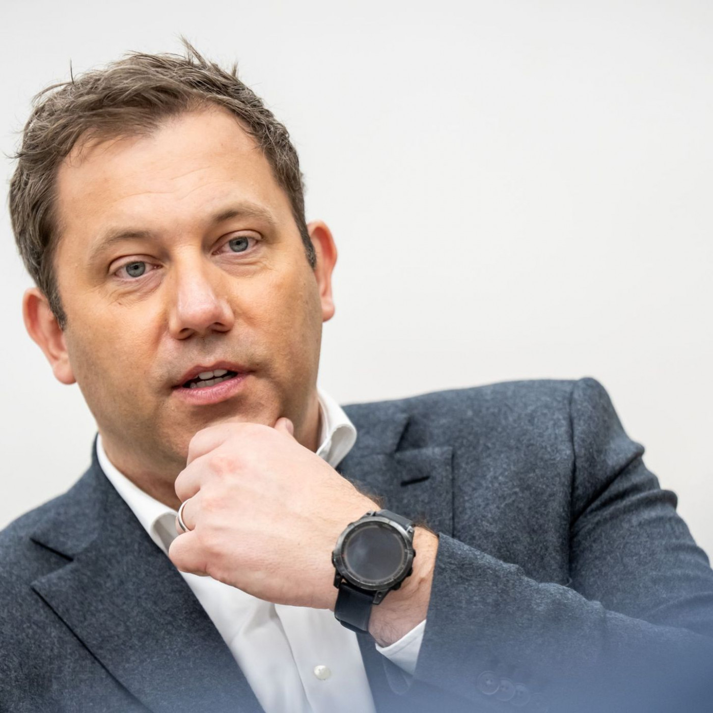 Verbrenner-Aus: Klingbeil erwartet Zugeständnis der Konzerne