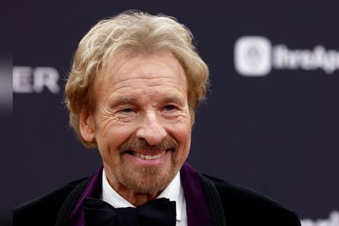 So kam es zu seinem seltsamen Auftritt