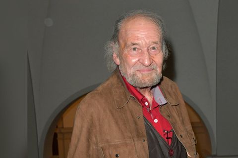 Wegen Hautkrebs am Ohr operiert