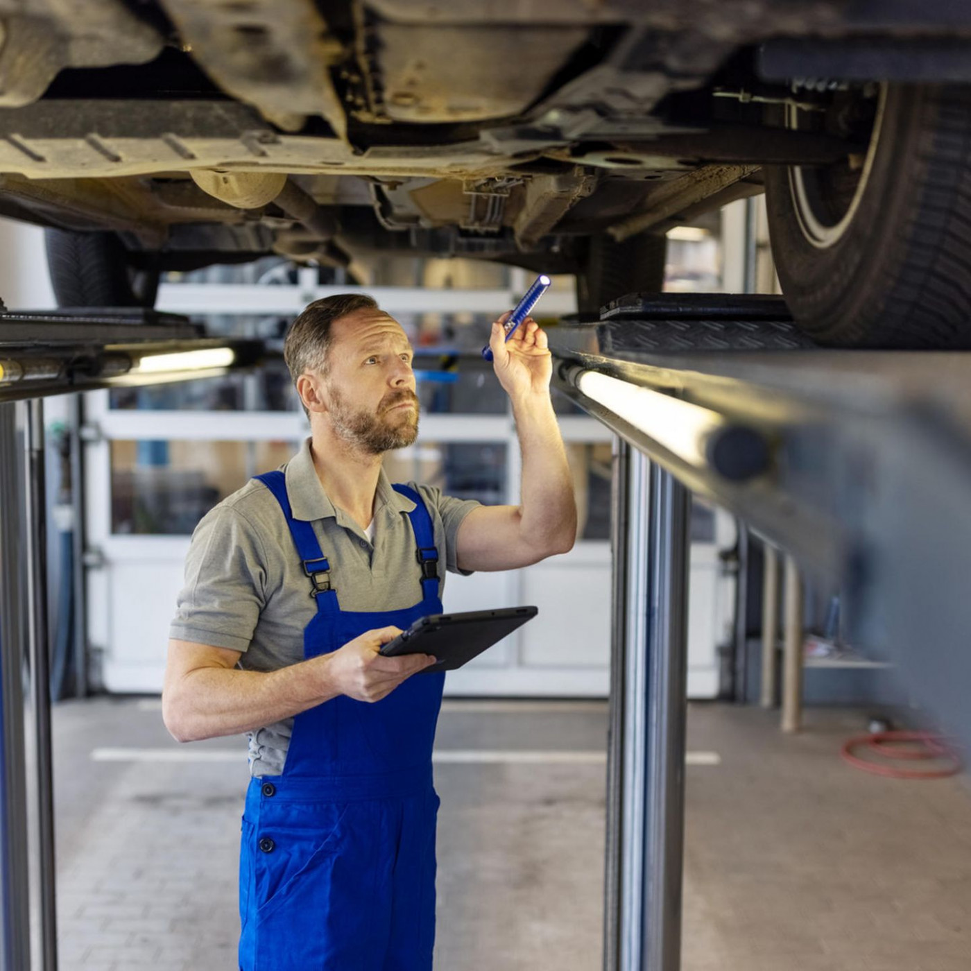 Hohe Kosten: Wegen solcher Kleinigkeiten fallen Autos durch den TÜV