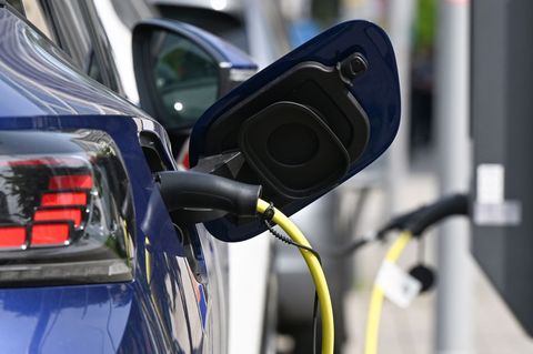 E-Auto-Laden soll so einfach werden wie Tanken