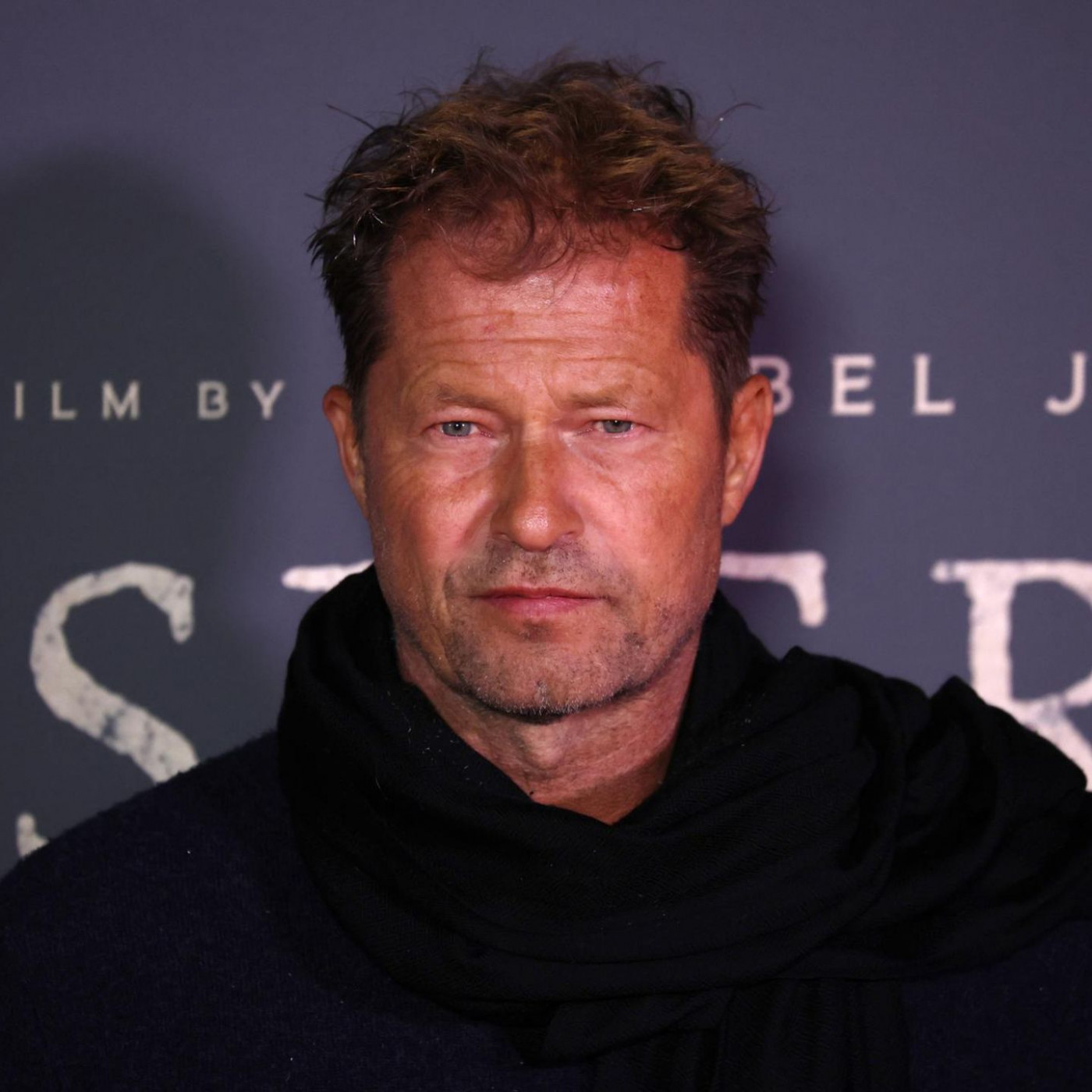 Til Schweiger meldet sich zurück – und zittert auf dem roten Teppich