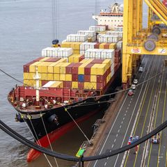 Deutsche Wirtschaft tritt auf der Stelle - Hoffnung für 2026