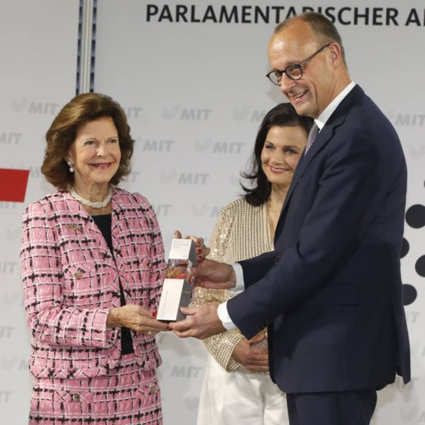 Sie wird mit Sonderpreis geehrt