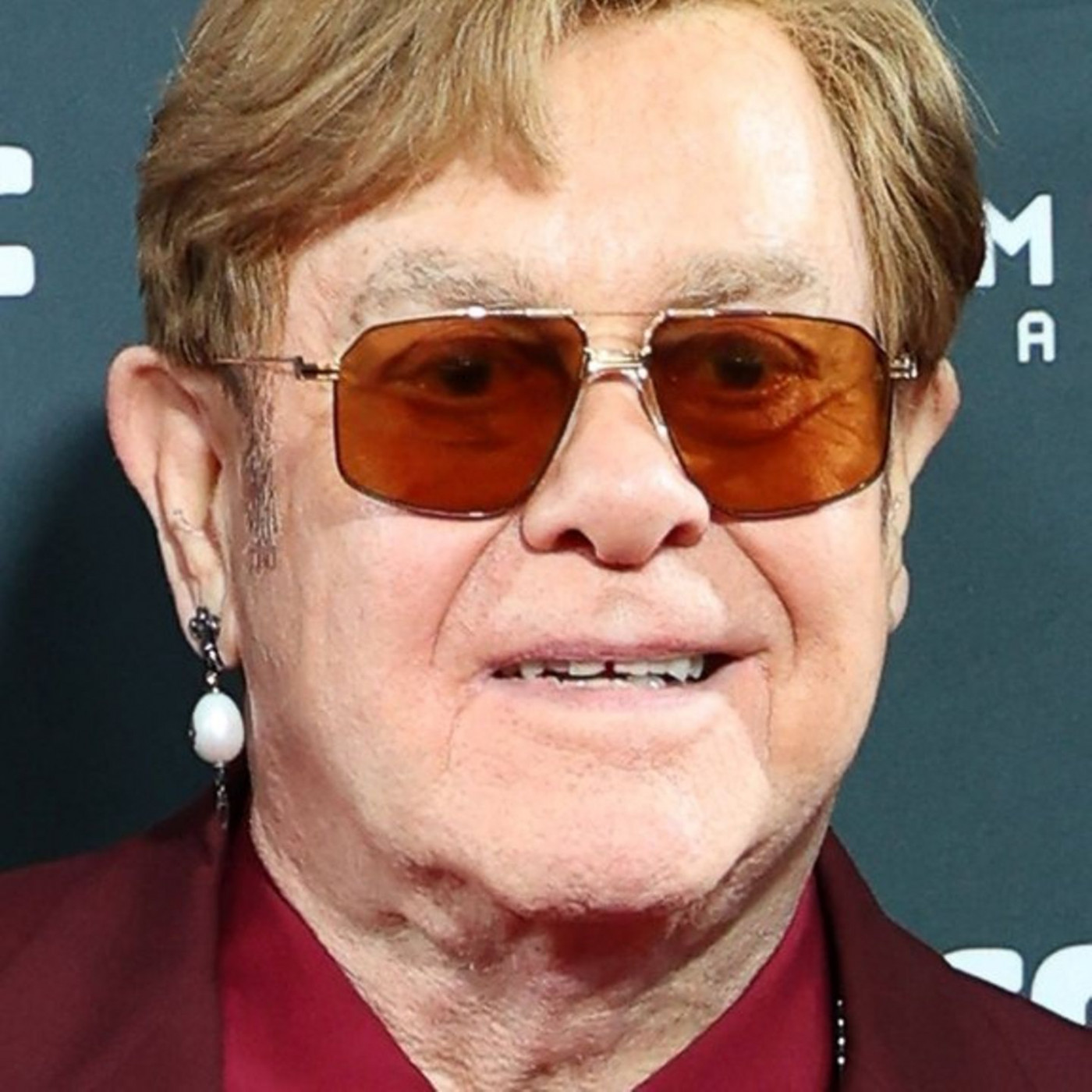 Elton John kämpft trotz Verlust seiner Sehkraft weiter