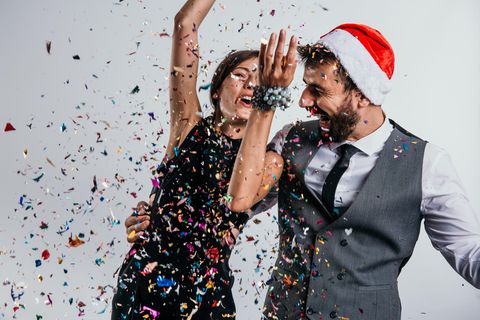 Auf der Suche nach einem Weihnachtsoutfit? Diese Looks liegen 2025 im Trend