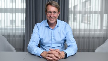 ZDK-Hauptgeschäftsführer Hasler: E-Förderung hilft auch Verbrenner-Fahrern