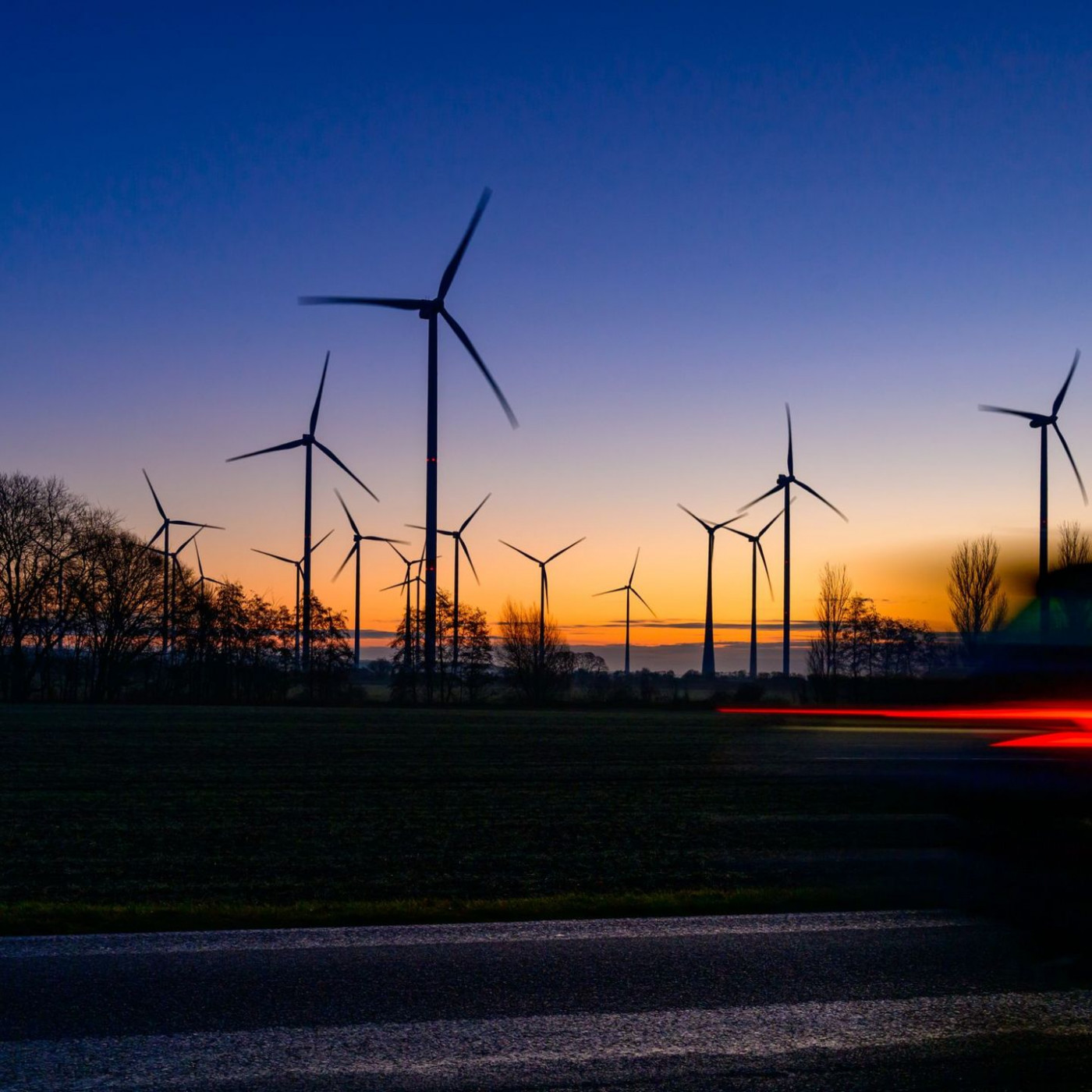 Rekordwerte für Strom aus Wind und Sonne