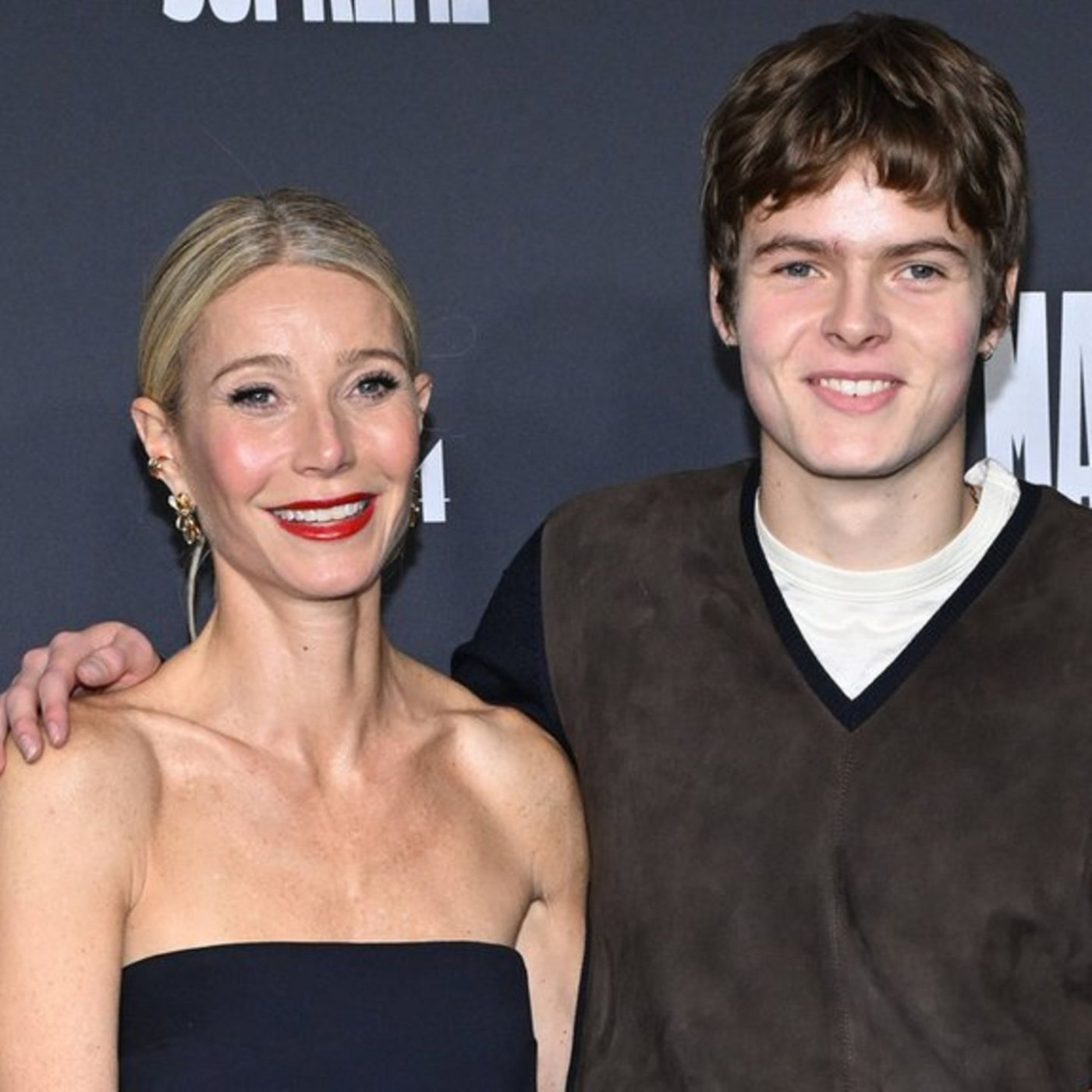 Erster roter Teppich mit Sohn Moses