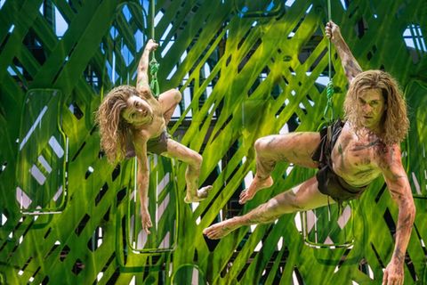 Mit Sohn Lenny auf der "Tarzan"-Bühne