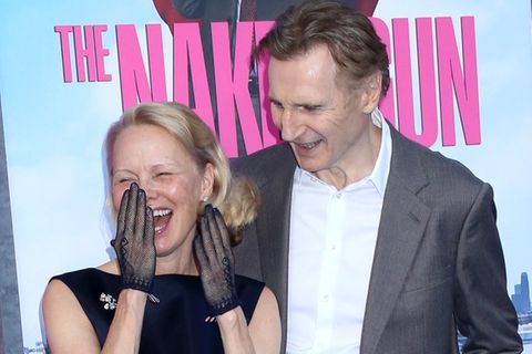 Pamela Anderson spricht über Romanze mit Liam Neeson